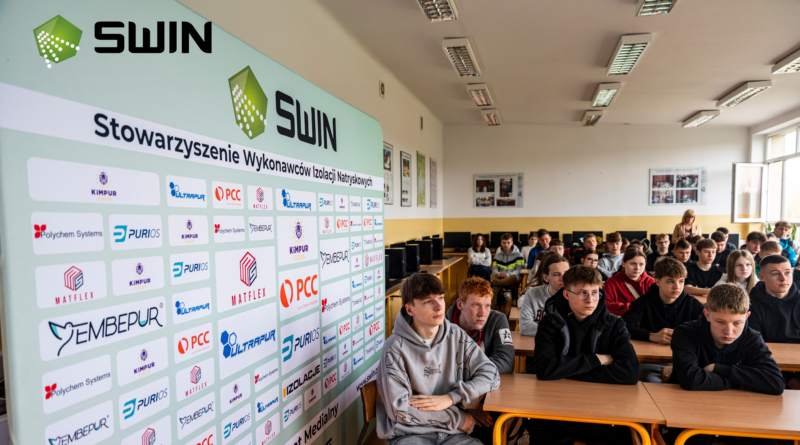 SWIN w Ostrołęce – edukacja o nowoczesnych izolacjach natryskowych w ZSZ nr 2